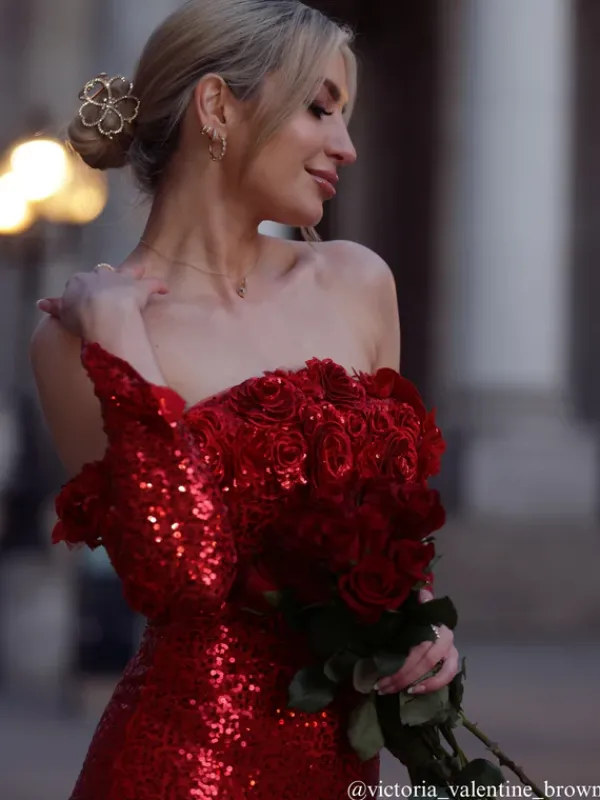 Embellishment|Dresses*Lu Yili Catherynne Off Shoulder Flower Sequin Maxi Dress