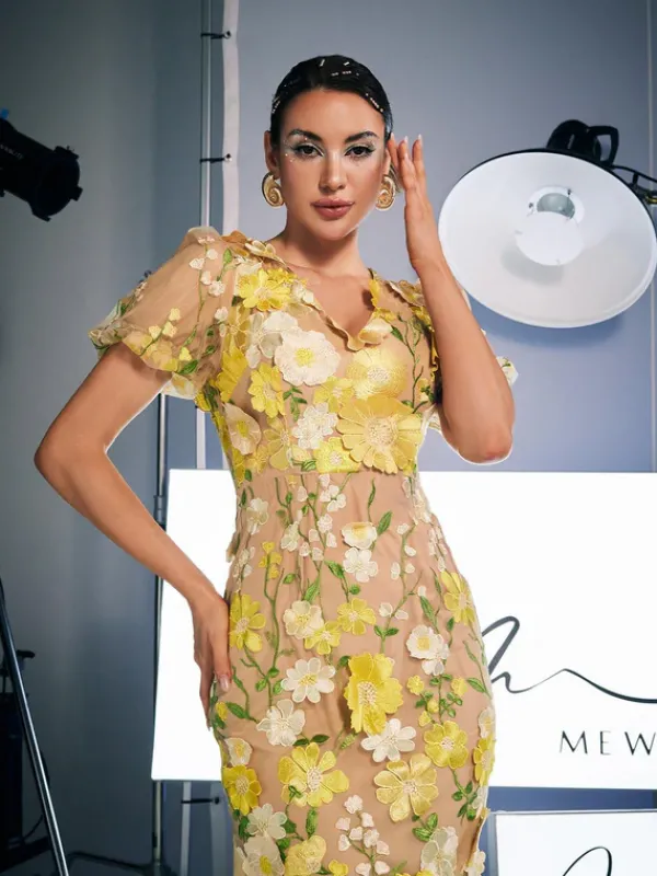 Dresses|Midi Dresses*Mew Mews Fashion Grayson Flower Embroidered Midi Dress In Yellow